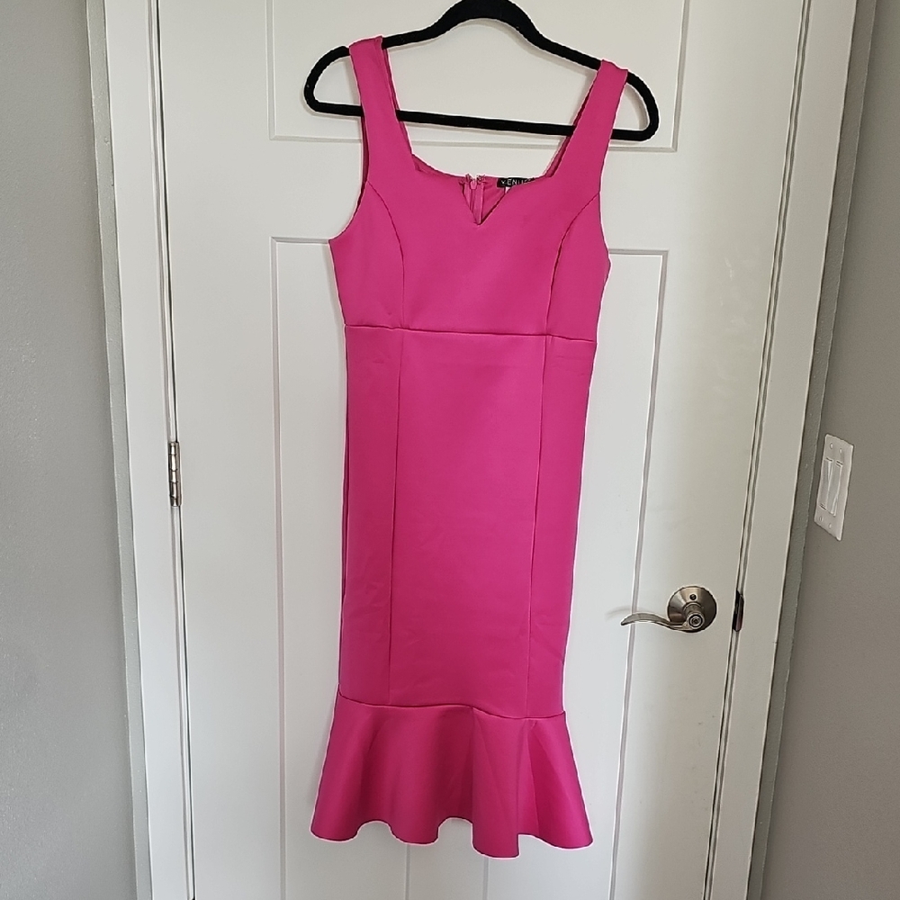 VENUS Vibrant Pink Dress
